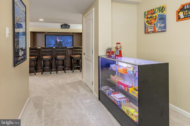 818 DERIUS DR, Mickleton, NJ 08056