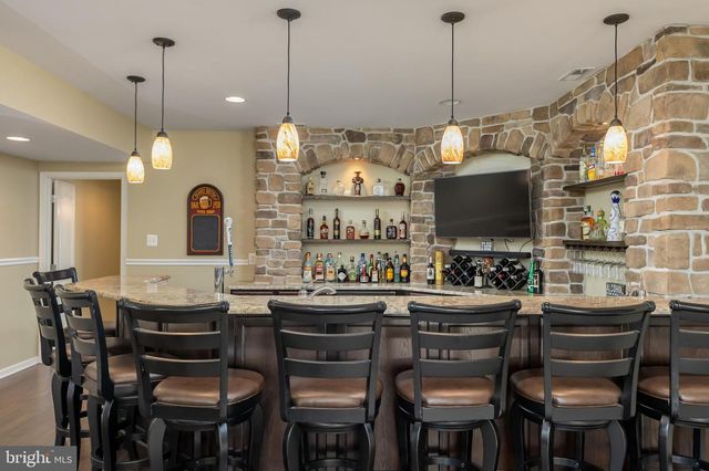 818 DERIUS DR, Mickleton, NJ 08056