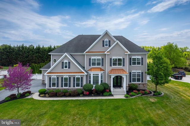 818 DERIUS DR, Mickleton, NJ 08056