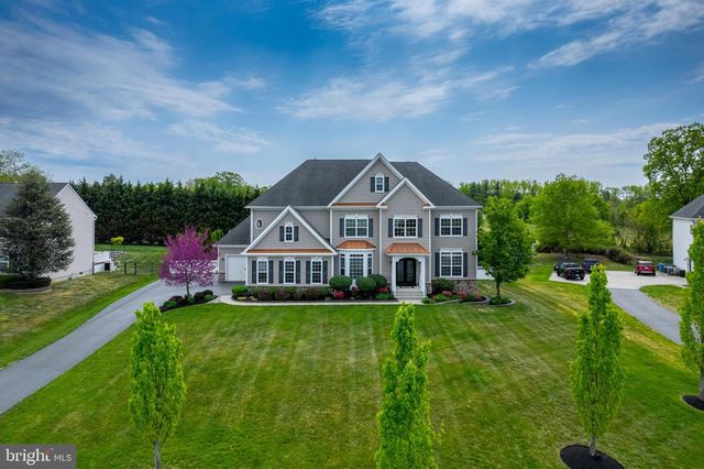 818 DERIUS DR, Mickleton, NJ 08056