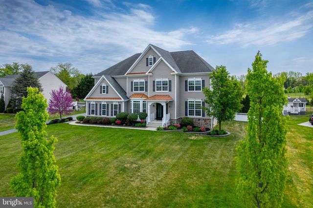 818 DERIUS DR, Mickleton, NJ 08056