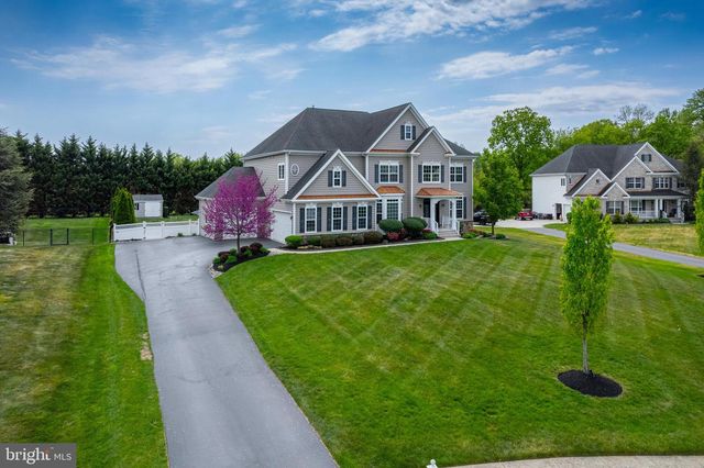 818 DERIUS DR, Mickleton, NJ 08056