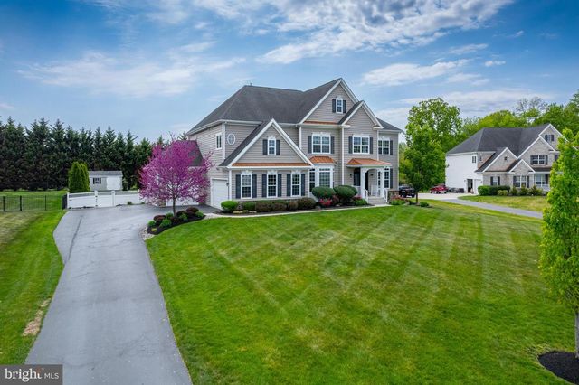 818 DERIUS DR, Mickleton, NJ 08056