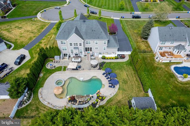818 DERIUS DR, Mickleton, NJ 08056