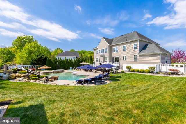 818 DERIUS DR, Mickleton, NJ 08056