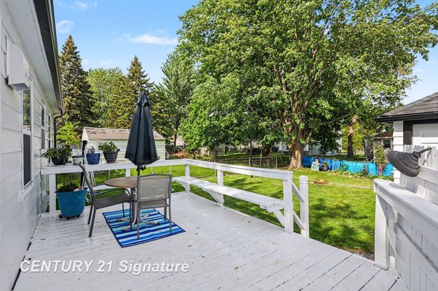 609 S Alp Street, Bay City, MI 48706