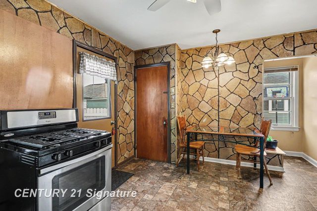 609 S Alp Street, Bay City, MI 48706