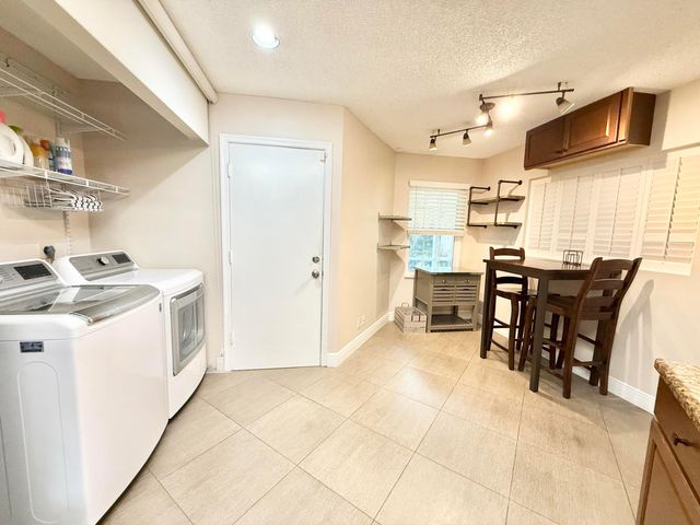 9190 Boca Gardens Parkway B, Boca Raton, FL 33496