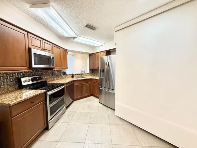 9190 Boca Gardens Parkway B, Boca Raton, FL 33496