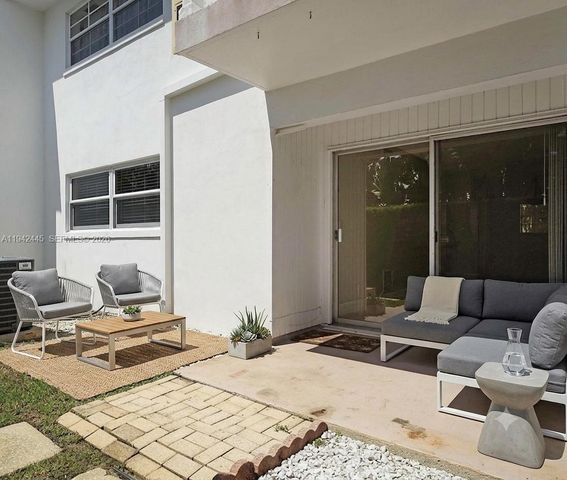 148 Yacht Club Drive 10, North Palm Beach, FL 33408
