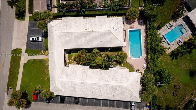 148 Yacht Club Drive 10, North Palm Beach, FL 33408