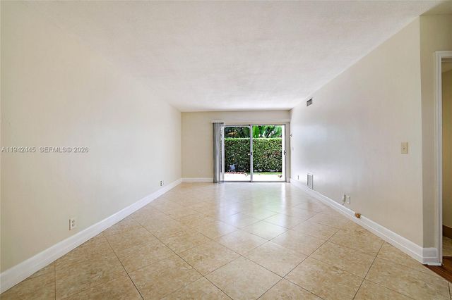 148 Yacht Club Drive 10, North Palm Beach, FL 33408