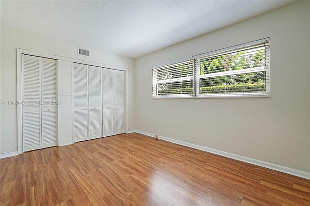 148 Yacht Club Drive 10, North Palm Beach, FL 33408