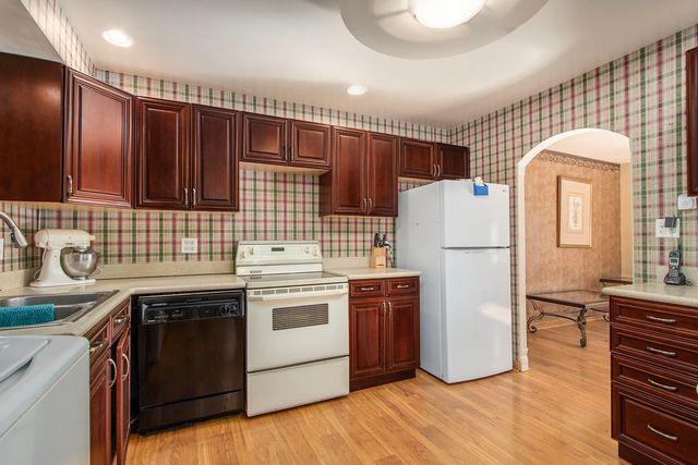 505 Wildwood Drive, Park Forest, IL 60466