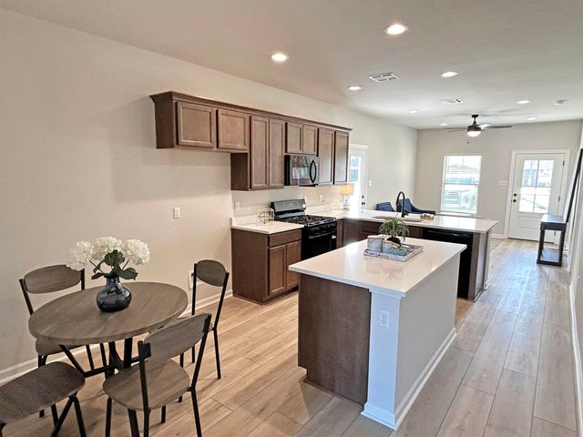 166 Calumet St, Thibodaux, LA 70301