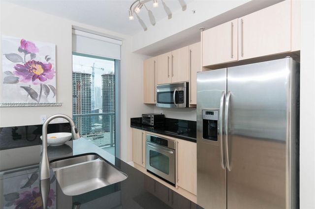 79 SW 12th St 3412-S, Miami, FL 33130