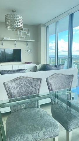 79 SW 12th St 3412-S, Miami, FL 33130