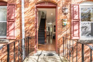 18 Brown Avenue 22, Stamford, CT 06902