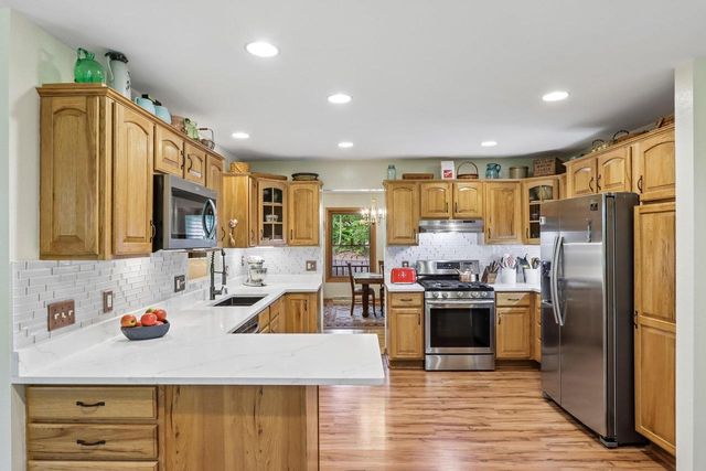 355 Maple Heights ROAD, Marshall, WI 53559