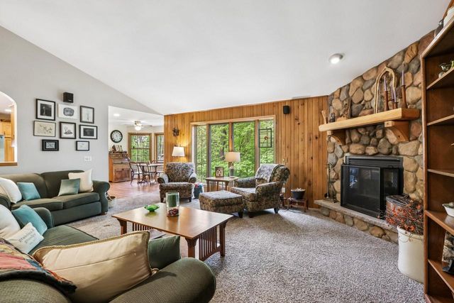 355 Maple Heights ROAD, Marshall, WI 53559