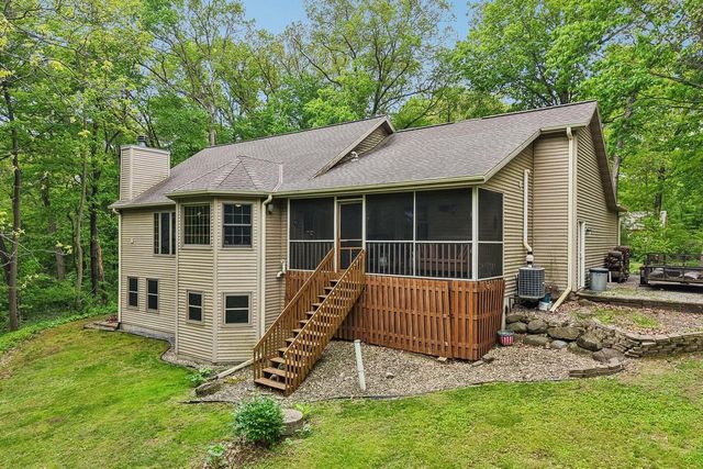 355 Maple Heights ROAD, Marshall, WI 53559