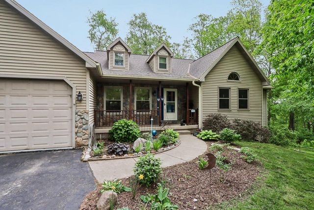 355 Maple Heights ROAD, Marshall, WI 53559