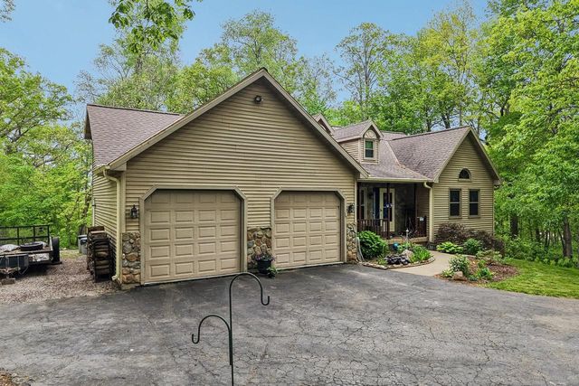 355 Maple Heights ROAD, Marshall, WI 53559
