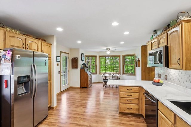 355 Maple Heights ROAD, Marshall, WI 53559