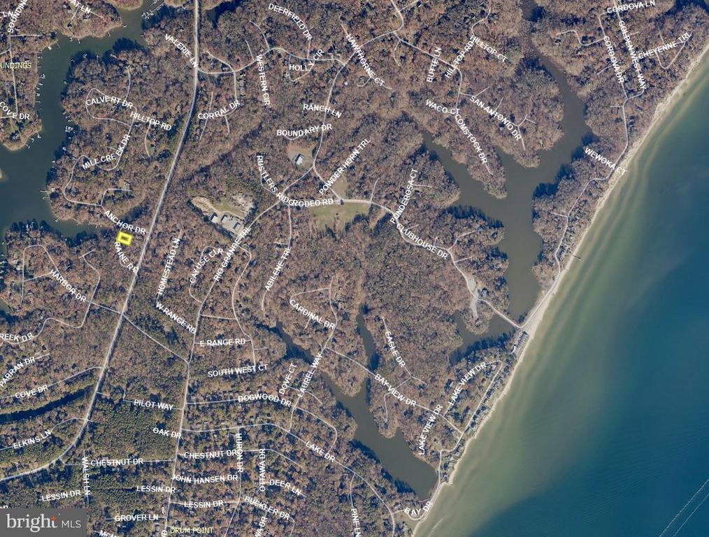 Image 3 of property listing at 12810 RAINE RD, Lusby, MD 20657