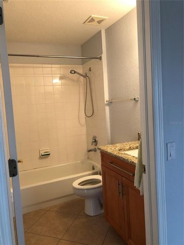 9405 HIDDEN WATER CIRCLE, Riverview, FL 33578
