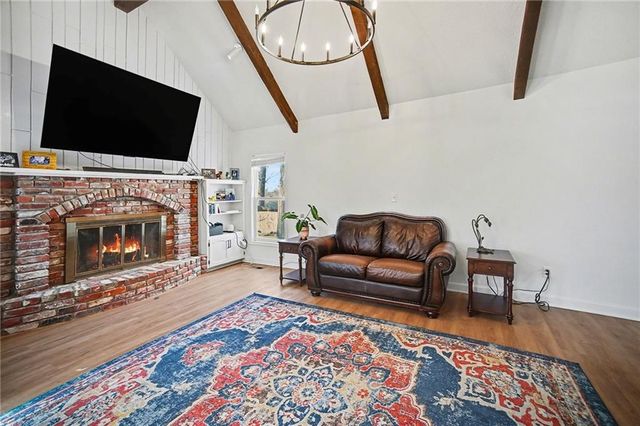 5107 NW 67th Street, Kansas City, MO 64151