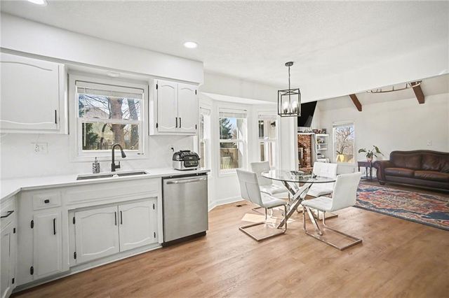 5107 NW 67th Street, Kansas City, MO 64151