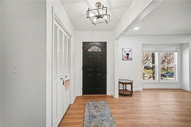 5107 NW 67th Street, Kansas City, MO 64151