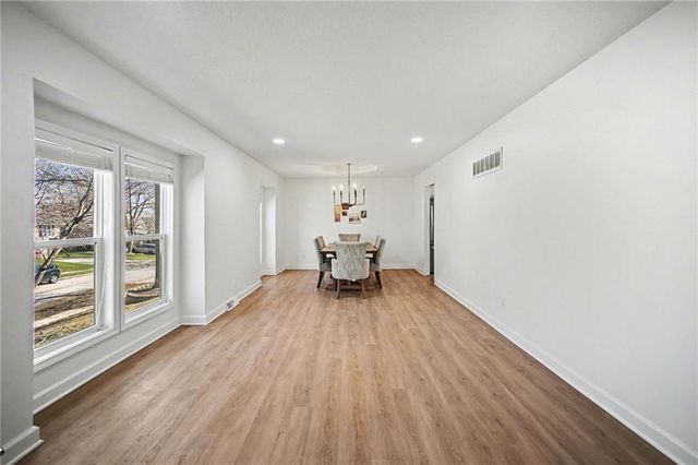 5107 NW 67th Street, Kansas City, MO 64151