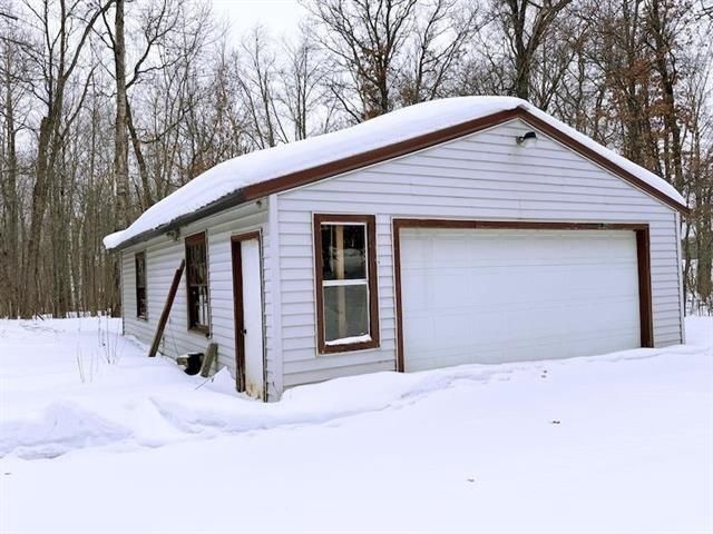 9410 Pine Lake Road, Iron River, WI 54847