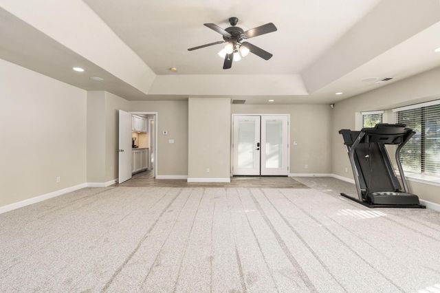 5837 W Stewart Avenue, Visalia, CA 93291