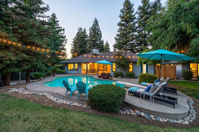 5837 W Stewart Avenue, Visalia, CA 93291