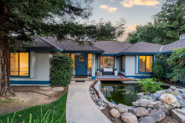 5837 W Stewart Avenue, Visalia, CA 93291