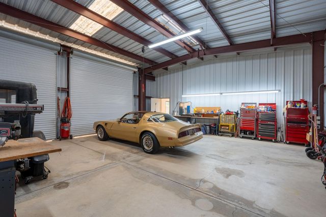 5837 W Stewart Avenue, Visalia, CA 93291