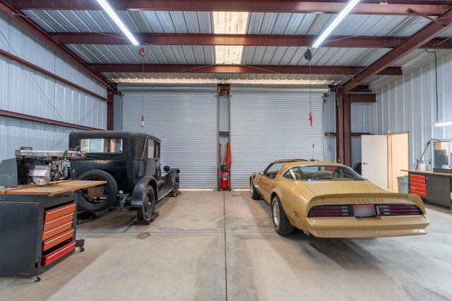 5837 W Stewart Avenue, Visalia, CA 93291