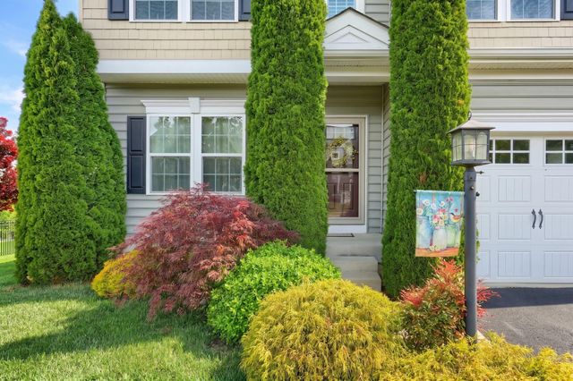 1134 ALTA VISTA WAY, Seven Valleys, PA 17360
