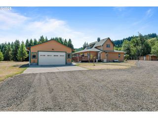 96213 FAIRVIEW SUMNER Ln, Coquille, OR 97423