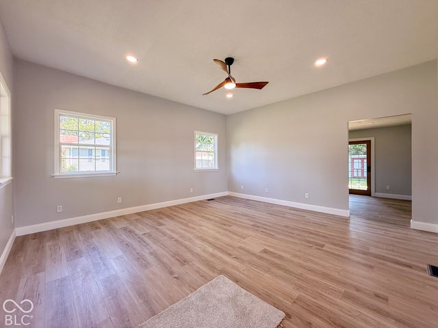 31 S Superior Street, Orestes, IN 46063