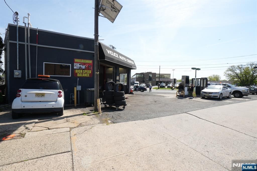 141 Bloomfield Avenue, Bloomfield, NJ 07003