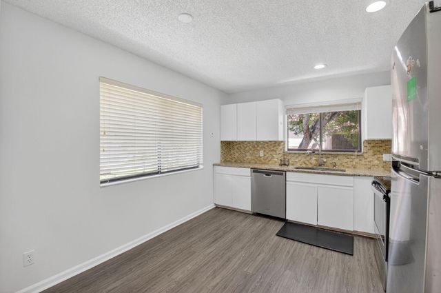 5530 Coach House Circle E, Boca Raton, FL 33486