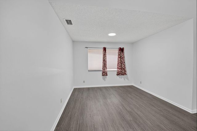 5530 Coach House Circle E, Boca Raton, FL 33486