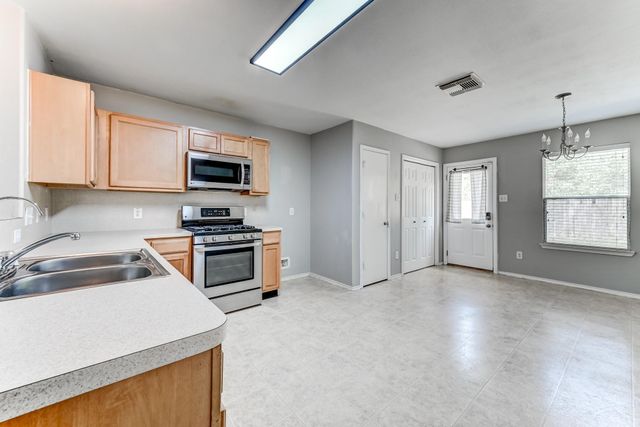 7527 Kennemer Drive, Humble, TX 77338