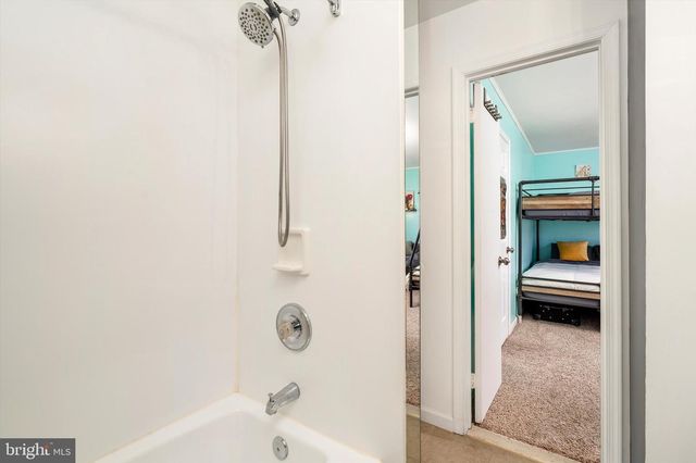 10 N HILL DR, Westampton, NJ 08060