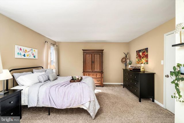 10 N HILL DR, Westampton, NJ 08060