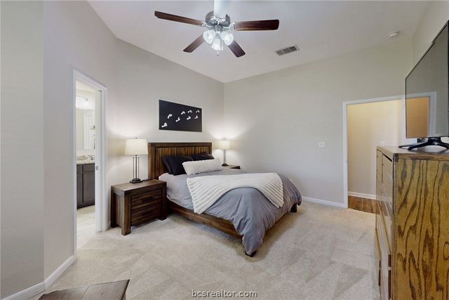 2071 Positano Loop, Bryan, TX 77808